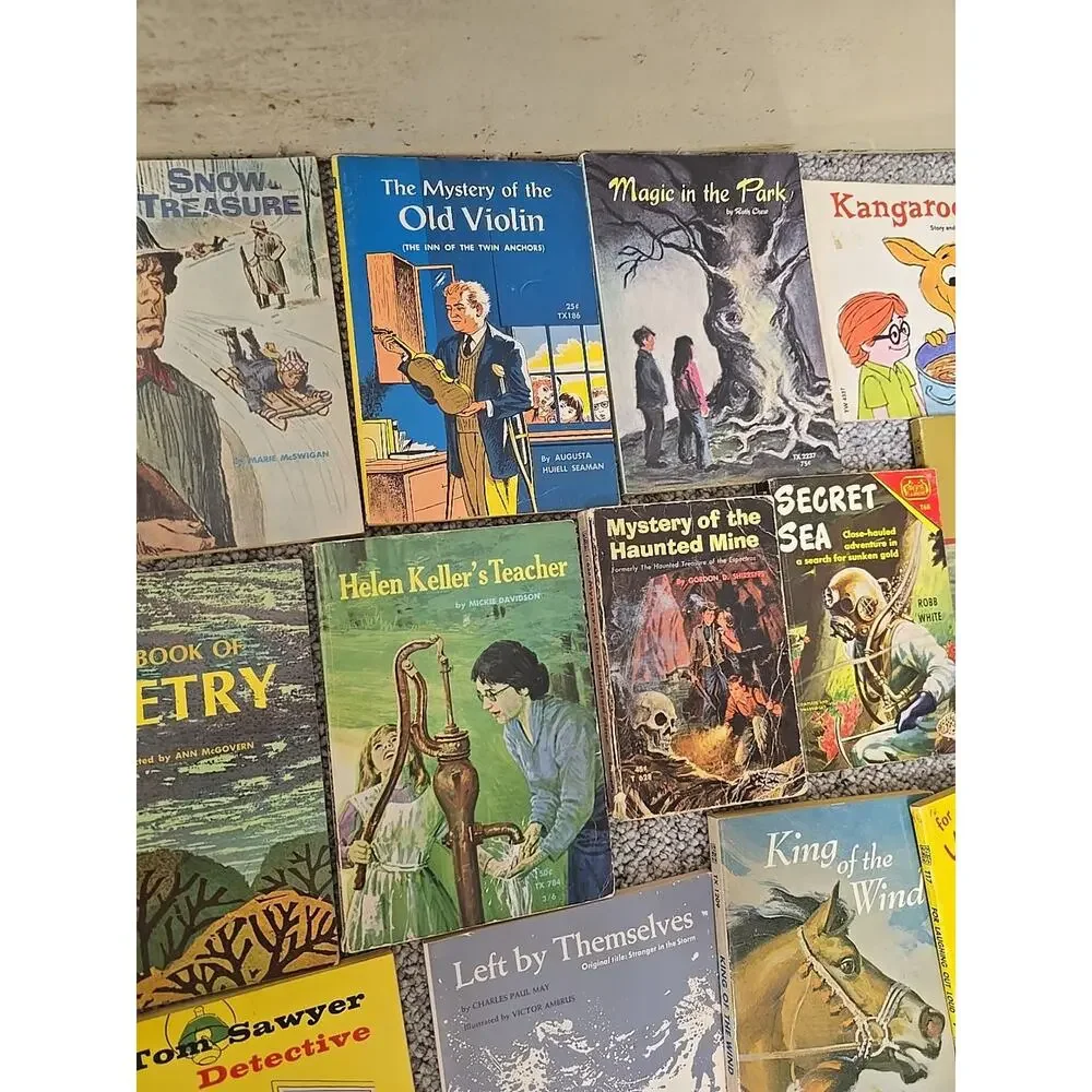 Vtg 1960s Lot of 22 Scholastic Assorted Classic Children's Paperback Story Books
